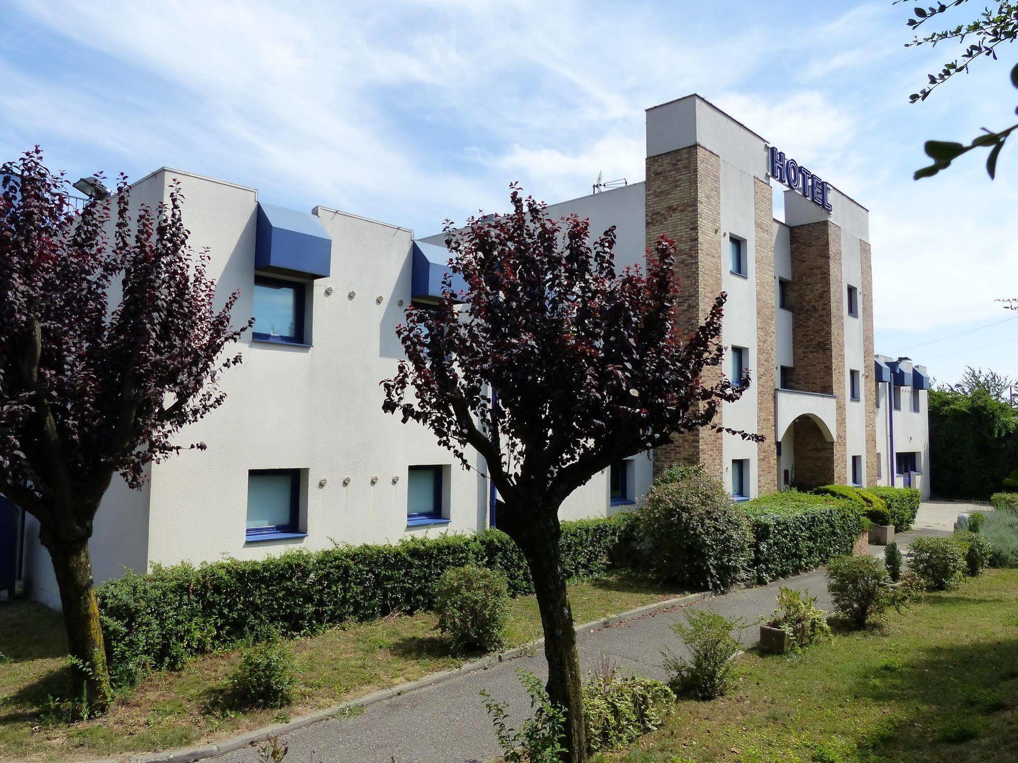 Hotel 1Ere Etape Vaulx-en-Velin Exterior photo